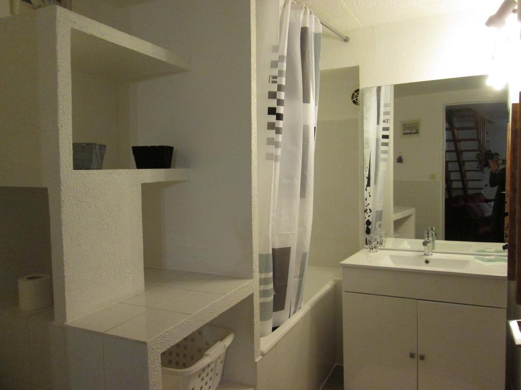 Le Chambron Apartamento Condorcet Exterior foto
